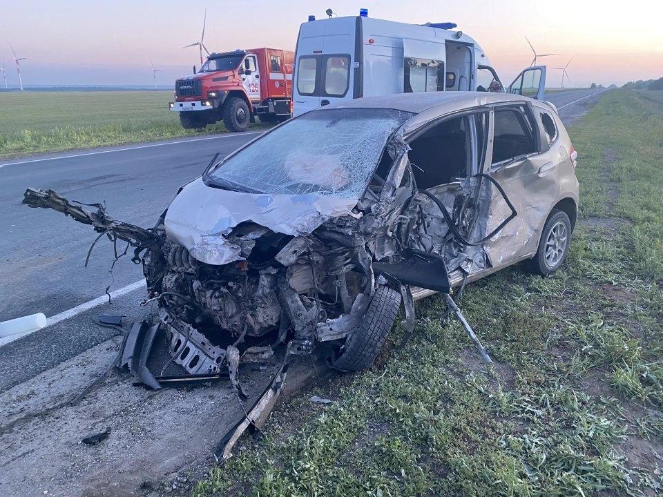 Человек пострадал в ДТП с фурой и Hyundai на трассе в Самарской области