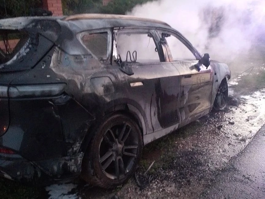 В Ставропольском районе ночью сгорел автомобиль Voyah