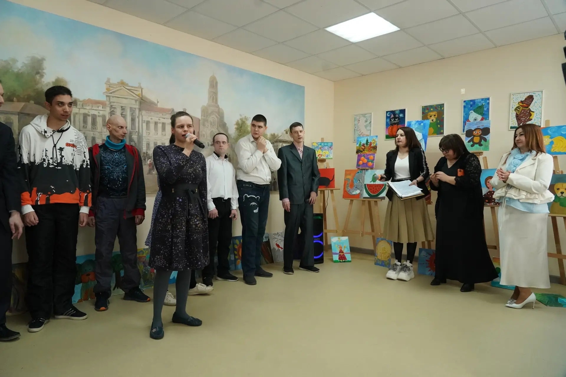 Мастерская талантов: в Самаре представили творческие работы детей с ограниченными возможностями