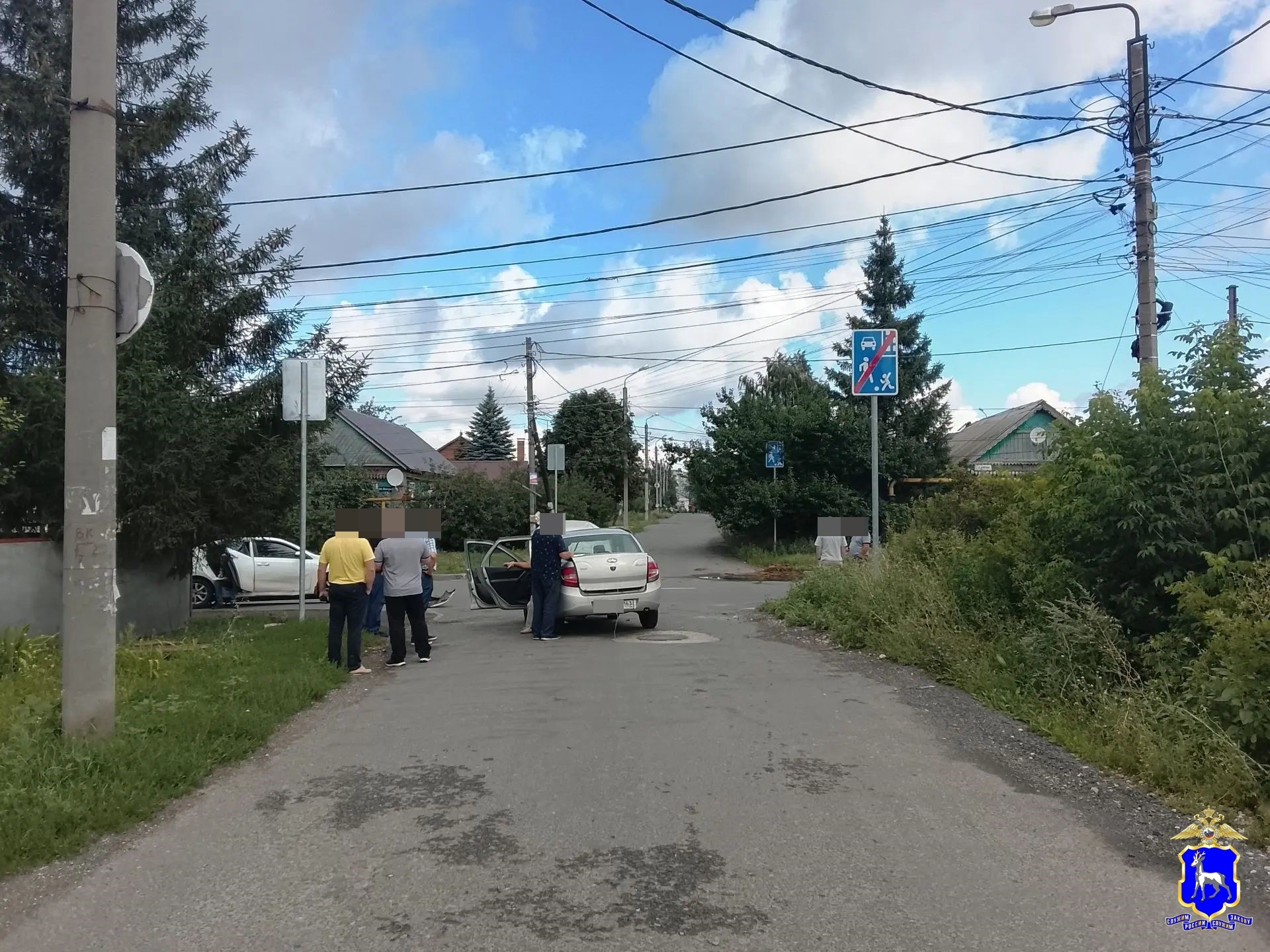 В Самаре 29-летний водитель на "Мерседесе" сбил женщину на переходе