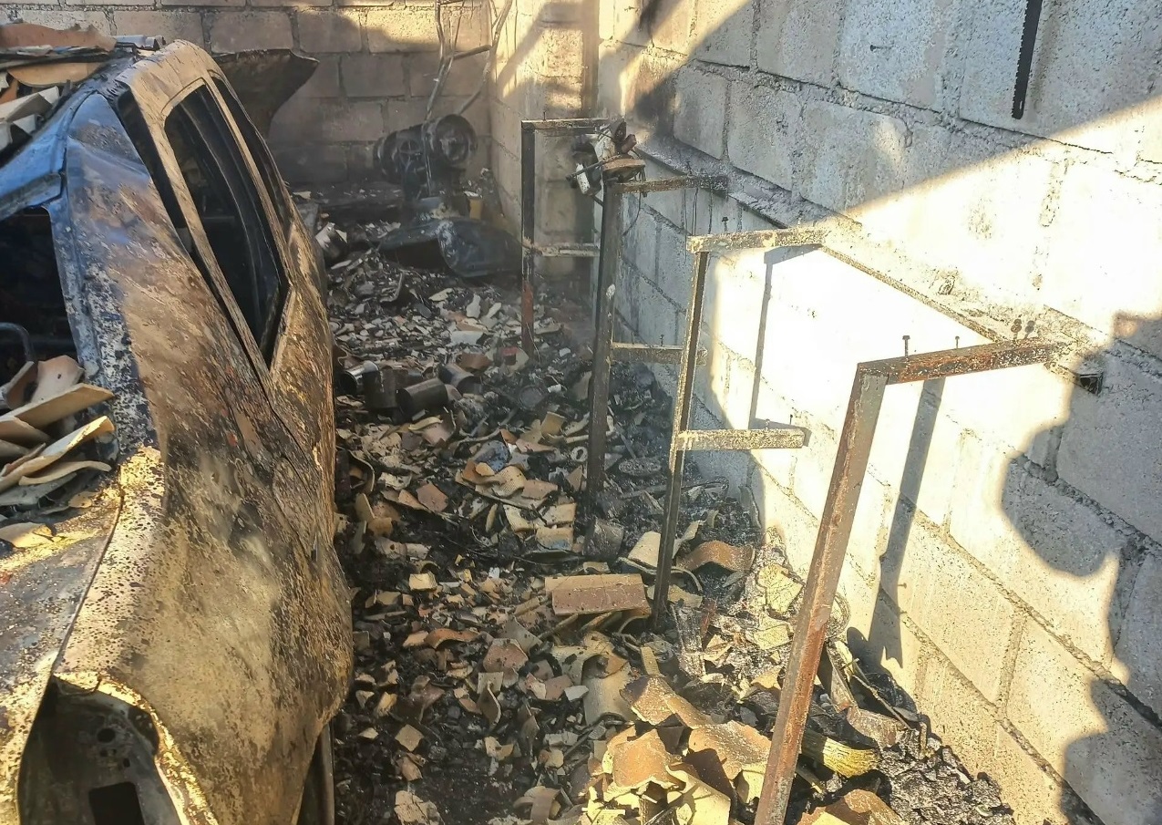 В Ставропольском районе 4 августа тушили гараж с автомобилем