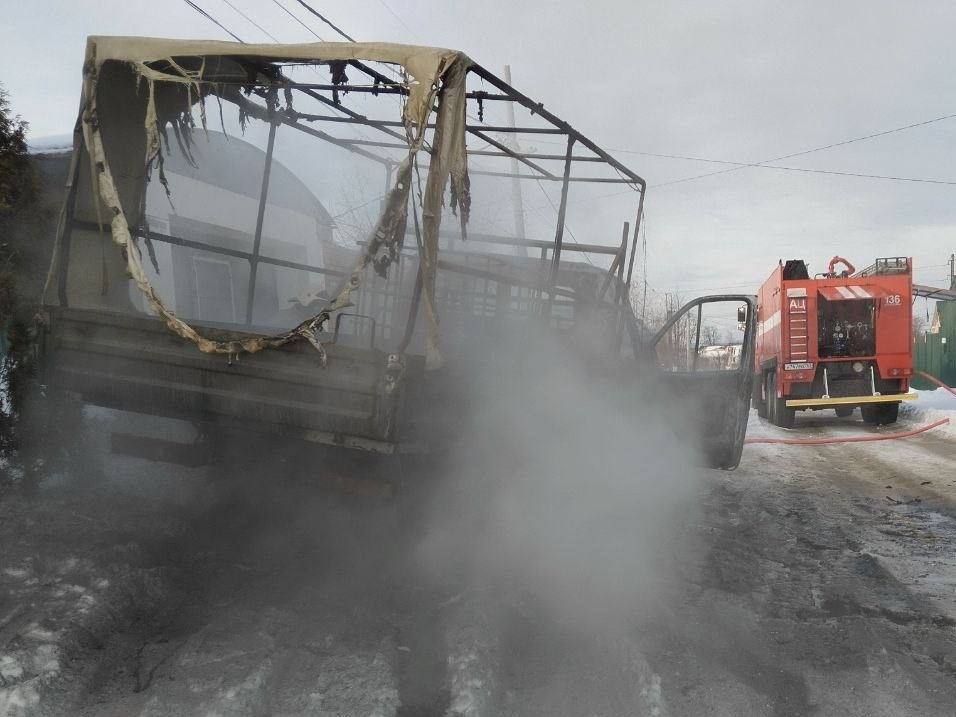 В Кинельском районе вспыхнула "Газель"