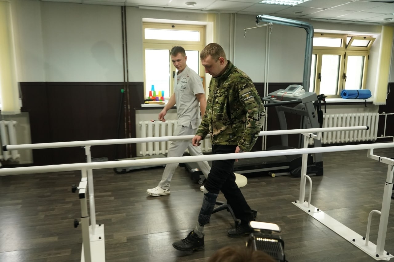 Крепкая опора: в Самарской области ветераны СВО получают современные протезы