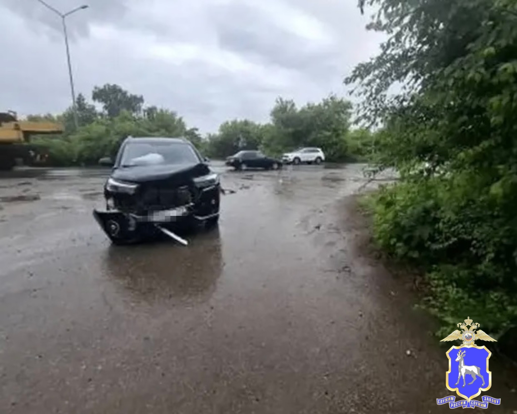 В Тольятти мужчина на ВАЗе врезался в Haval