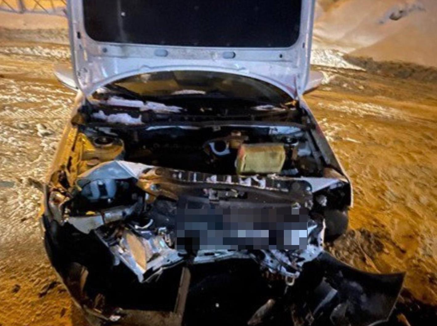 В Тольятти Lexus при развороте врезался в Nissan