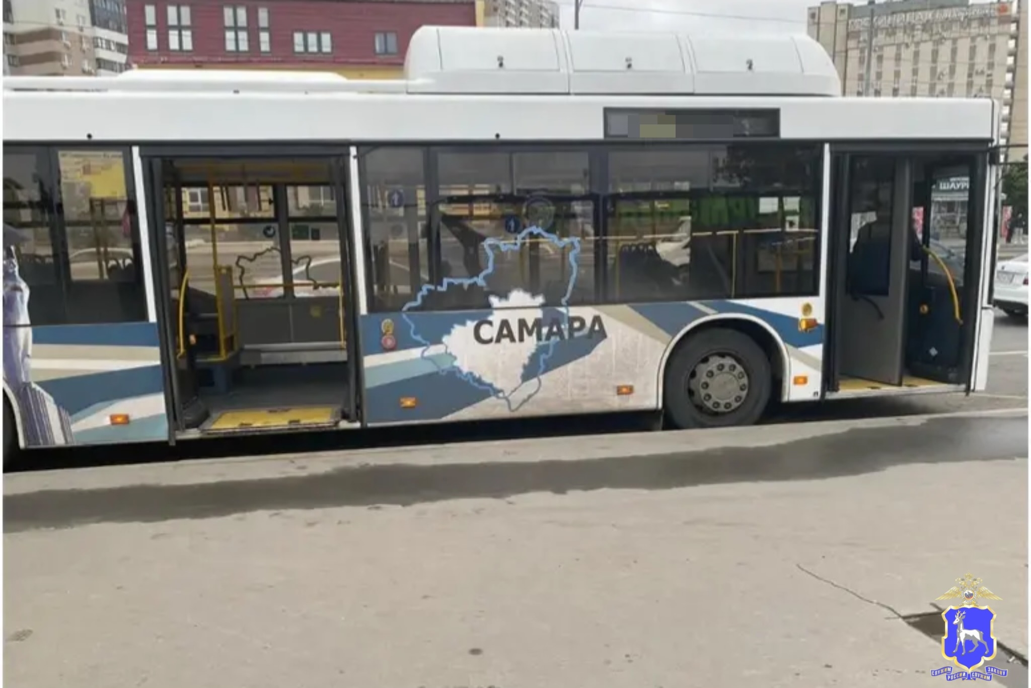 В Самаре пассажирский автобус сбил женщину на переходе