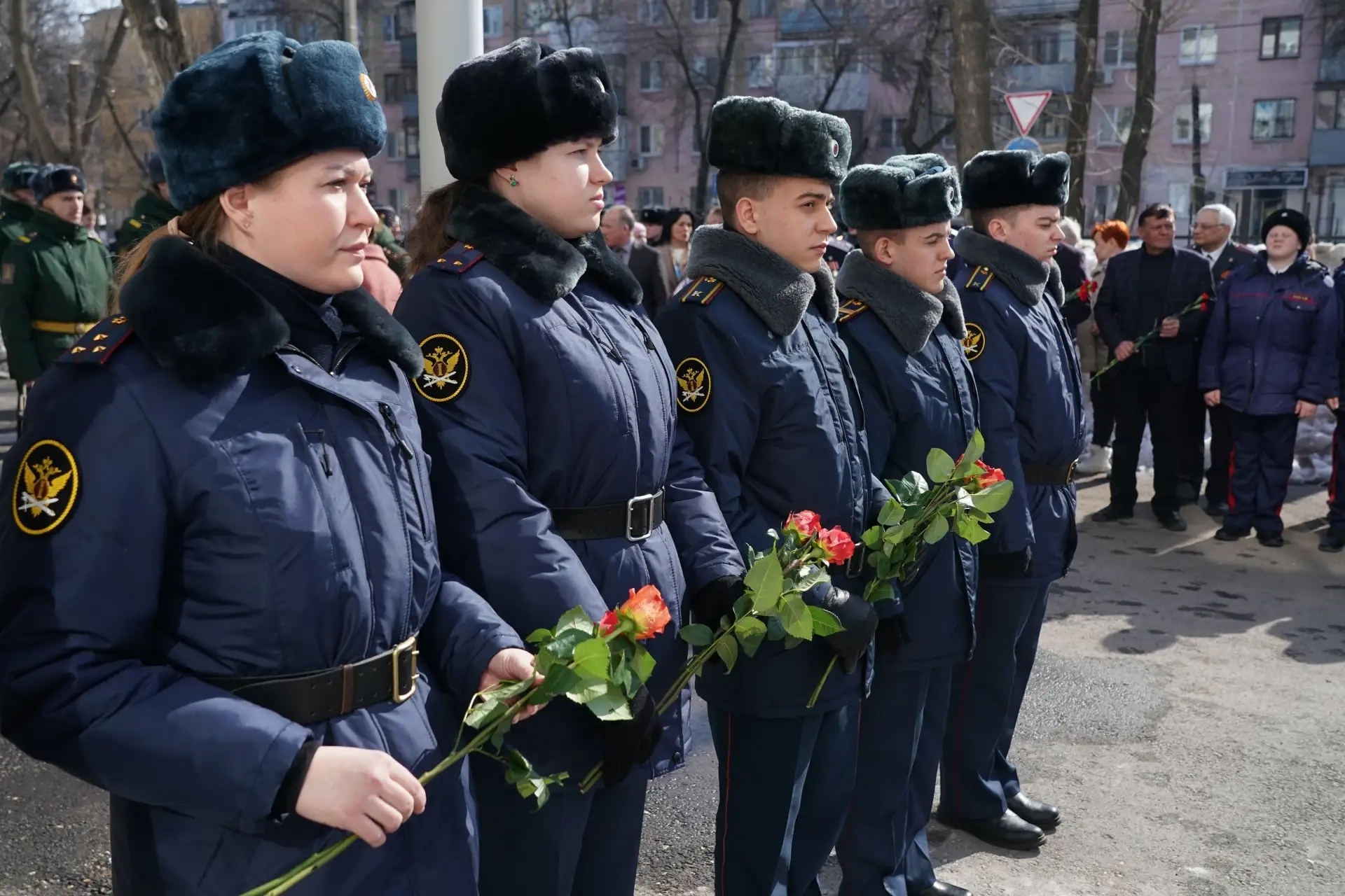 В Самаре открыли мемориальную доску ветерану МВД Александру Рябову