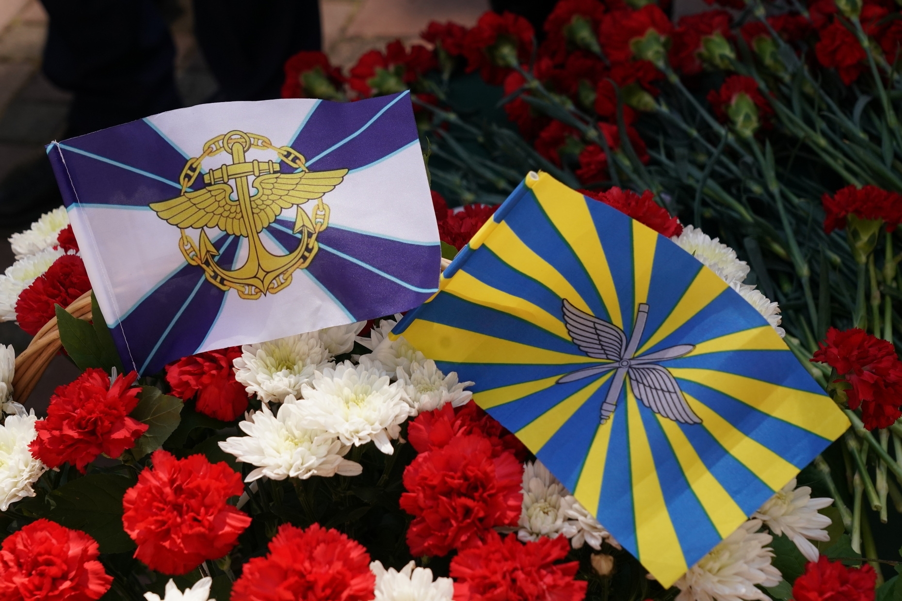 Самарцы почтили память погибших летчиков и ветеранов авиации