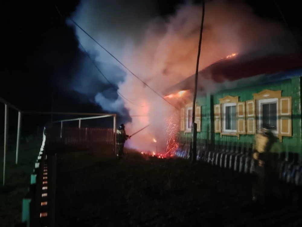 На 40 "квадратах" в селе Убейкино горел жилой дом