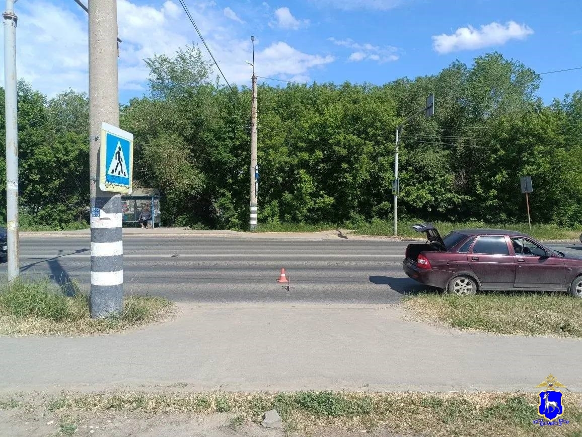 Женщина на "Приоре" сбила подростка на электросамокате в Сызрани