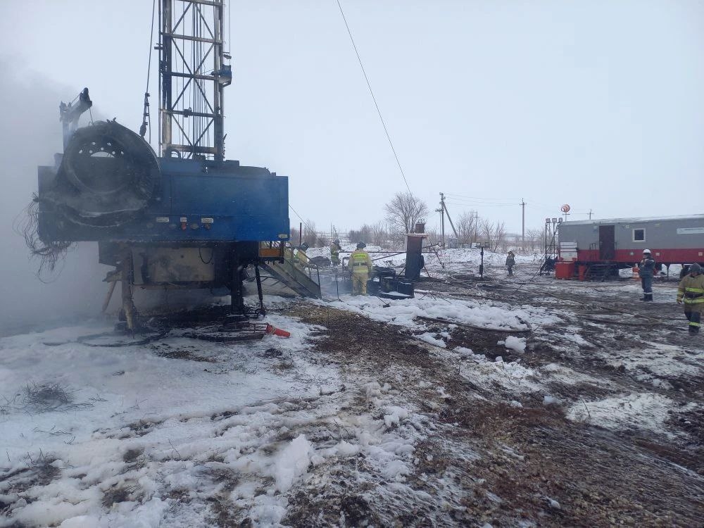 Во время пожара на нефтяной скважине в Самарской области пострадали люди