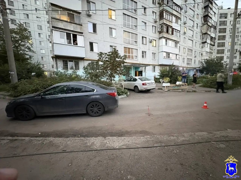 В Самаре во дворе на улице Стара-Загора водитель сбил 9-летнюю девочку