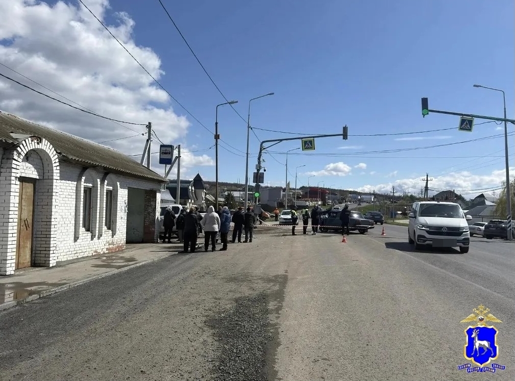 Под Самарой пикап после ДТП отбросило на женщину-пешехода