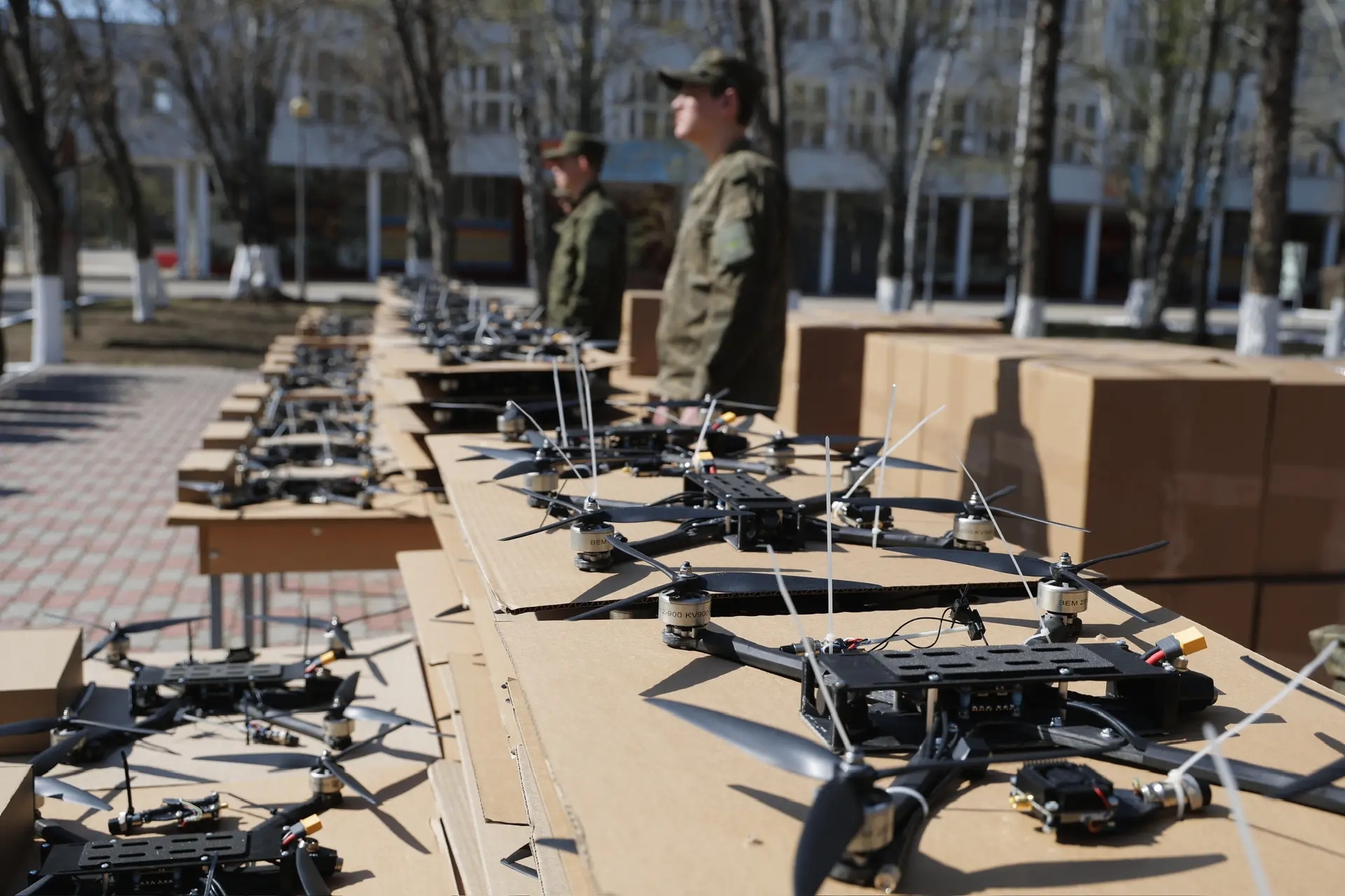 Вячеслав Федорищев и Андрей Колотовкин передали дроны для военных