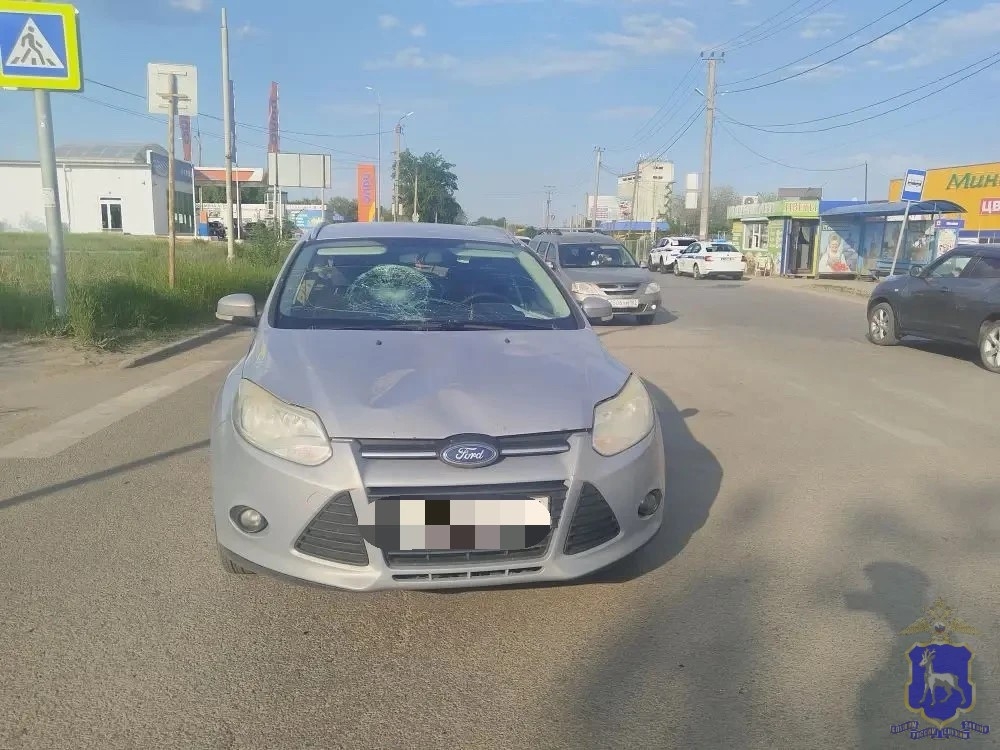 25-летний водитель "шестерки" влетел в столб на кольце XXII Партсъезда в Самаре