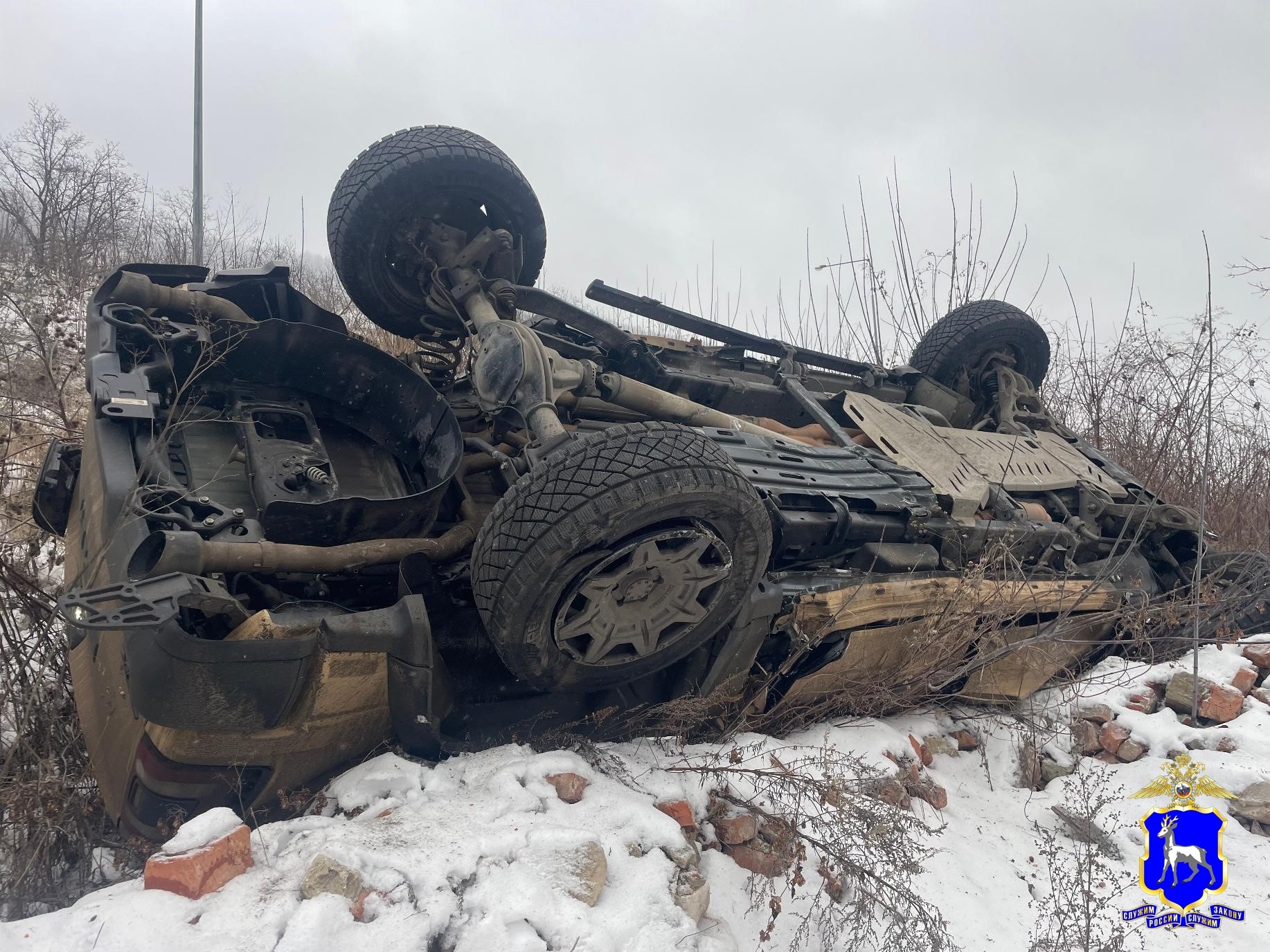В Самаре в массовой аварии пикап опрокинулся в кювет