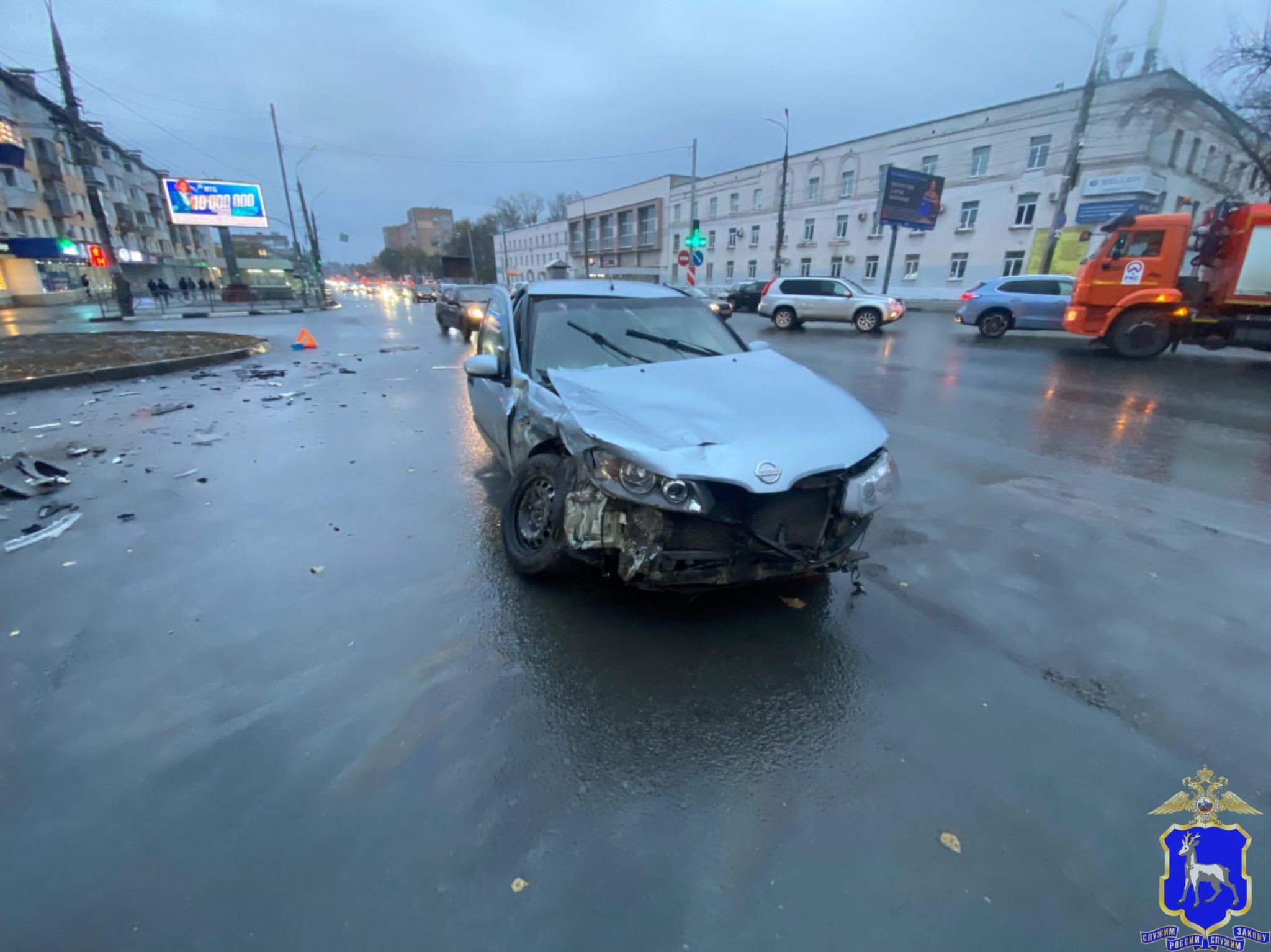 В Самаре на улице Гагарина столкнулись две иномарки, пострадала 6-летняя девочка